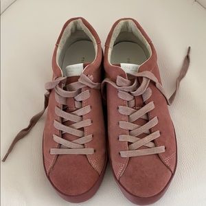 Geniun Rag and Bone women low suede sneakers